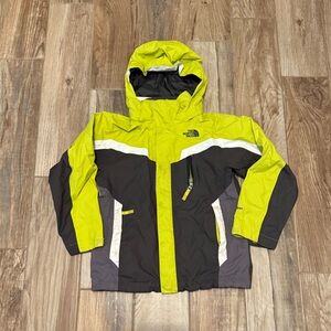 The North Face Boys Top Layer Ski & Snow Jacket